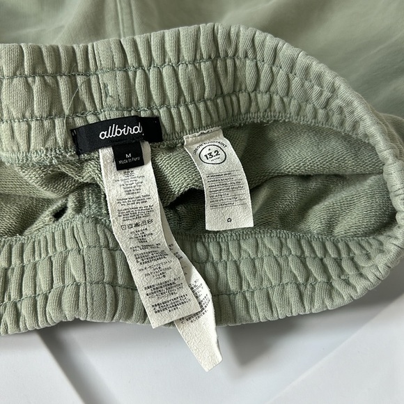 Allbirds Women's R&R Sweat Short Havy Pine Medium - Picture 6 of 7